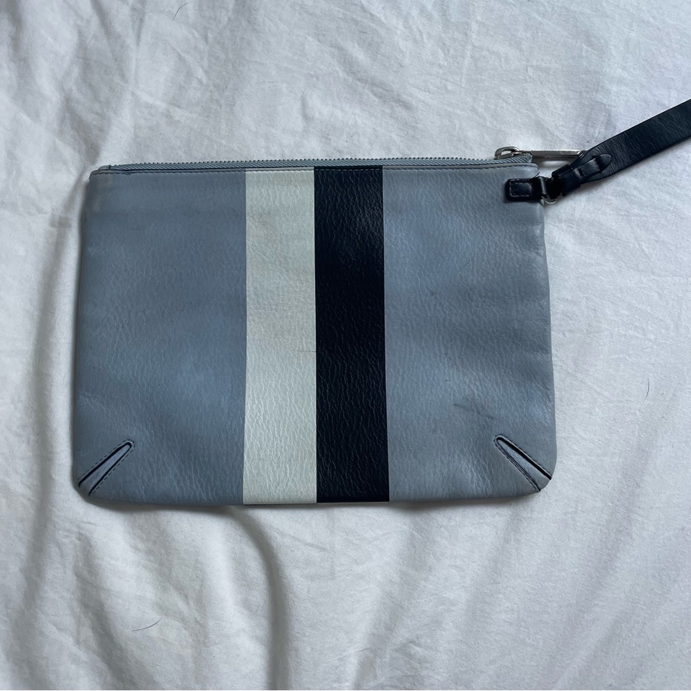Leather Rag & Bone pouch 💙